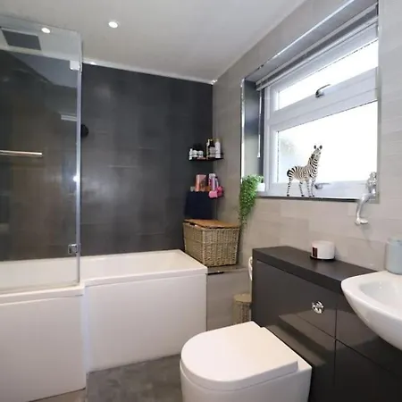 Luxury House Near Center Hospital &superstore דירה *