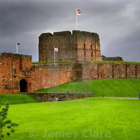 Luxury House Near Center Hospital &superstore *